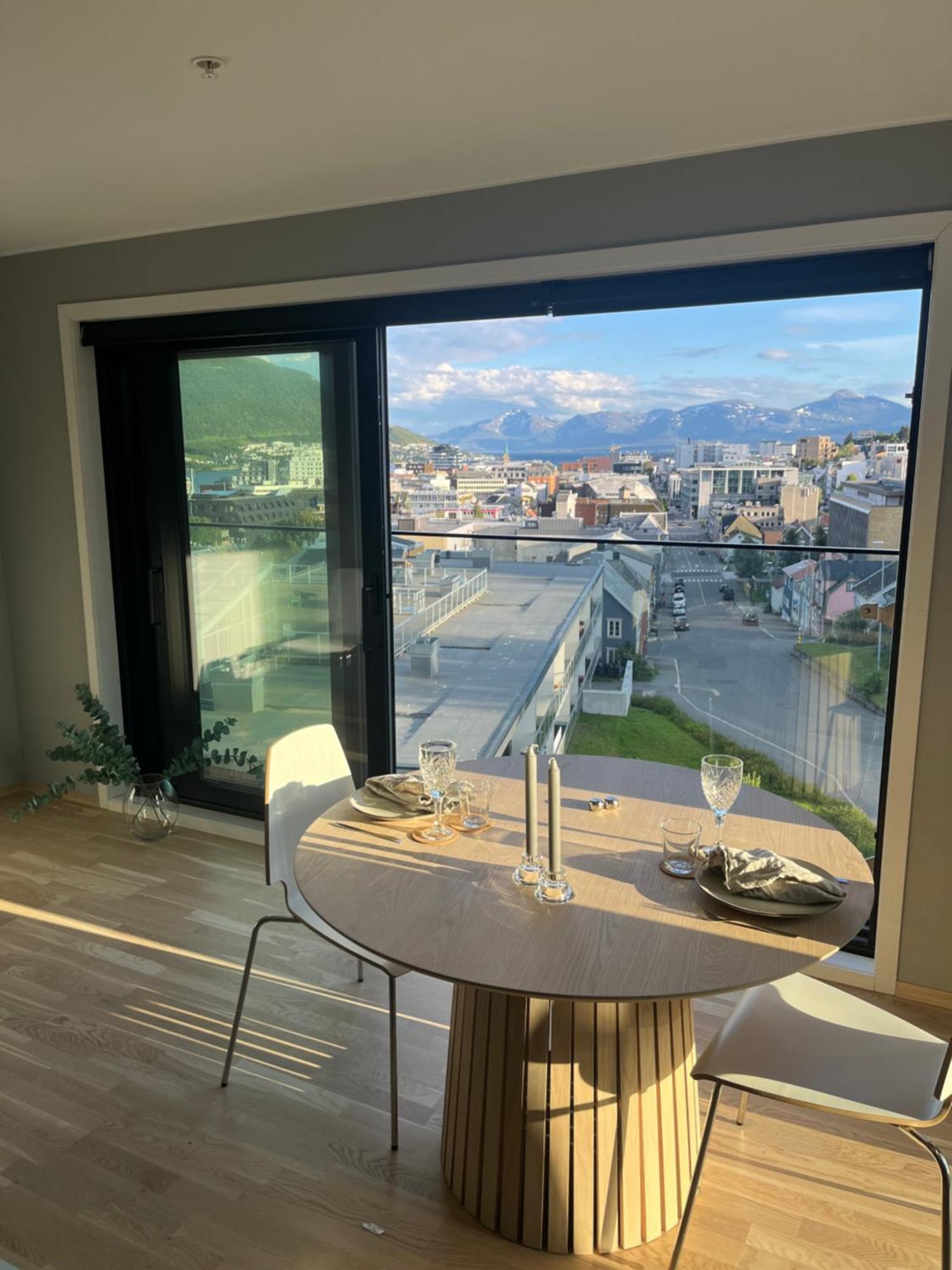 City Center 7Th Floor Apartement With Beautiful View Tromso Exterior photo