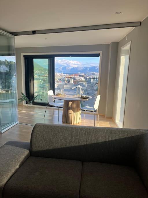 City Center 7Th Floor Apartement With Beautiful View Tromso Exterior photo