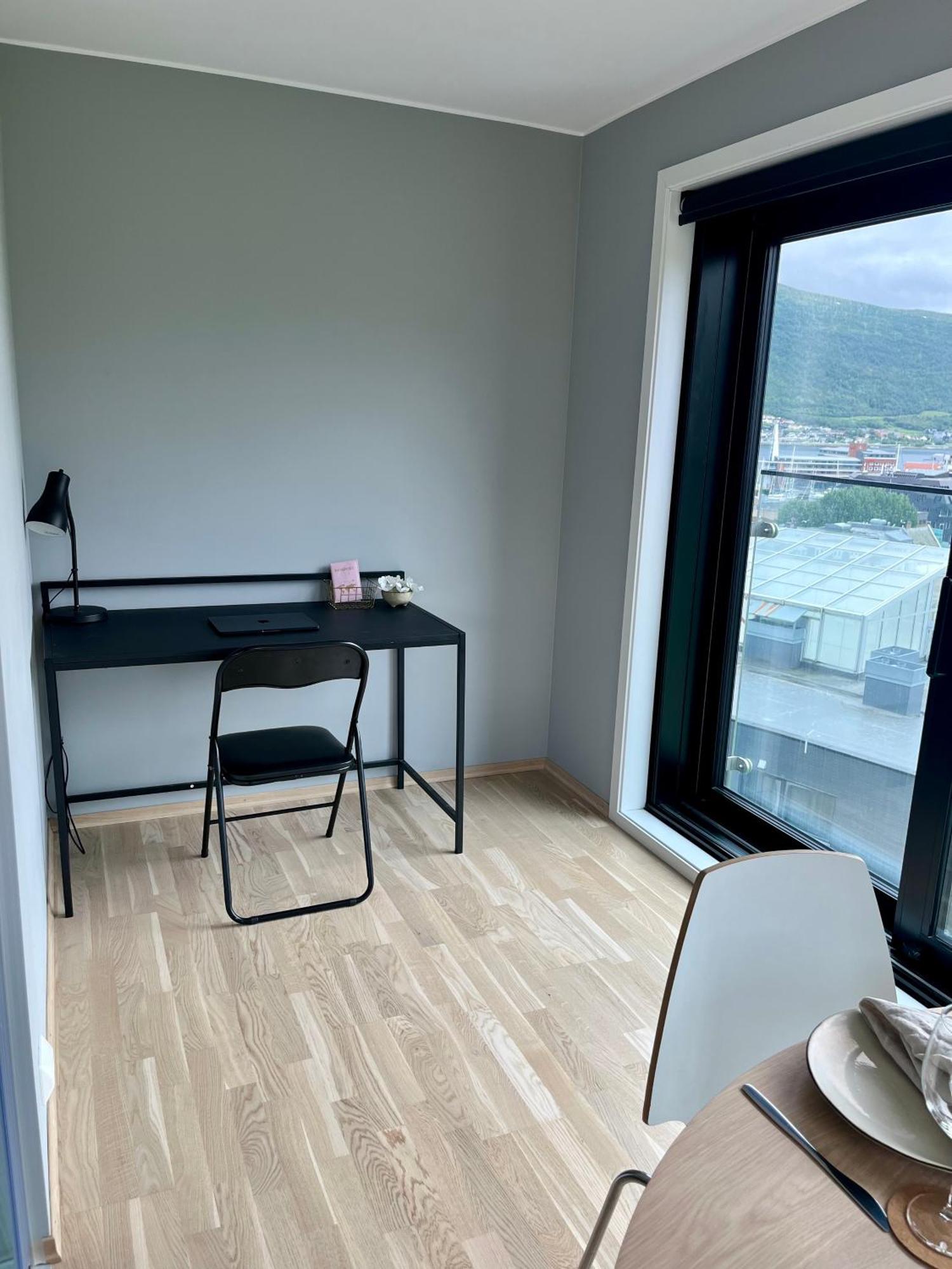 City Center 7Th Floor Apartement With Beautiful View Tromso Exterior photo