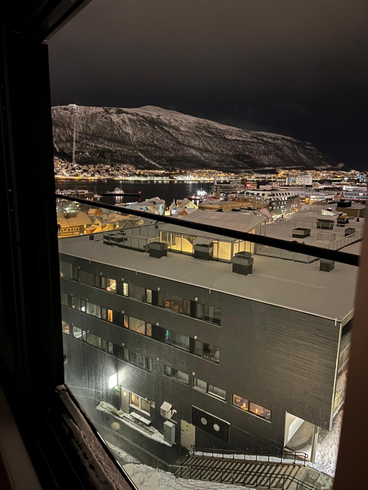 City Center 7Th Floor Apartement With Beautiful View Tromso Exterior photo